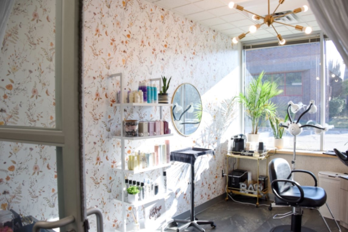 Salon in West End, St. Louis Park, MN | Sola Salon Studios